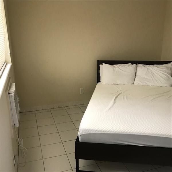 Foto del edificio - 1219 NE 14th Ave