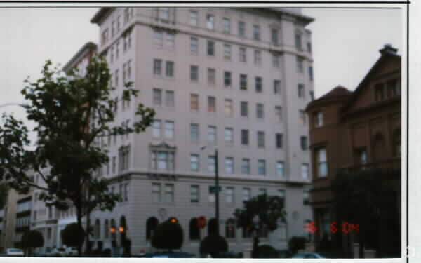 Building Photo - 2100 Jackson St