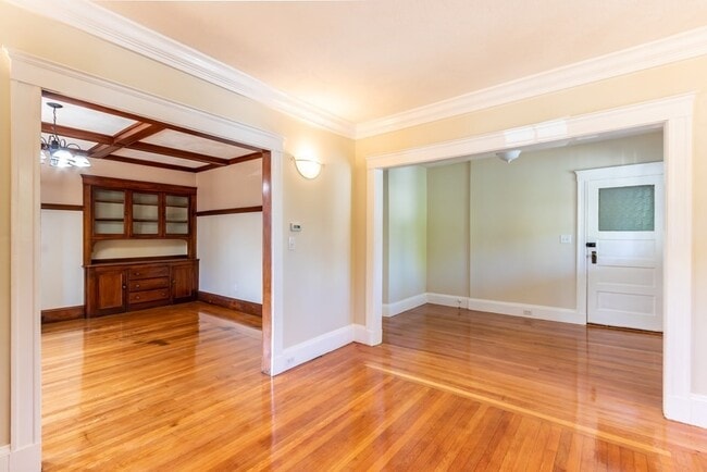 Building Photo - 54 Orvis Rd
