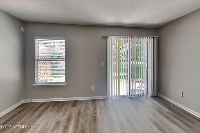 Foto del edificio - 137 Brays Island Ln