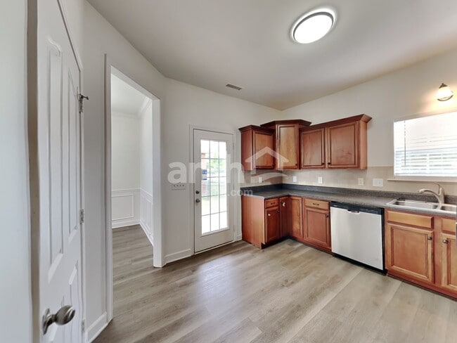 Building Photo - 3013 Community Cir