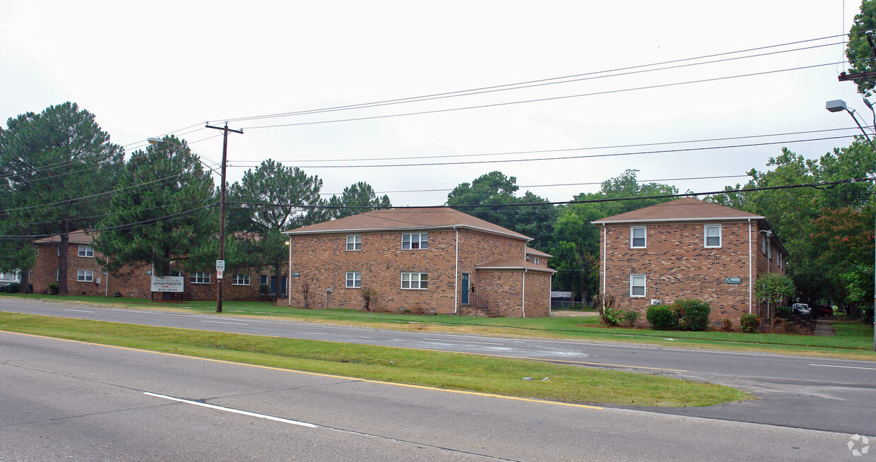 Building Photo - Princess Anne Gardens