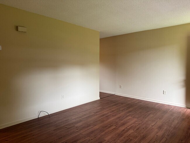 Foto del edificio - Updated Two Bedroom Apartment in Statesville