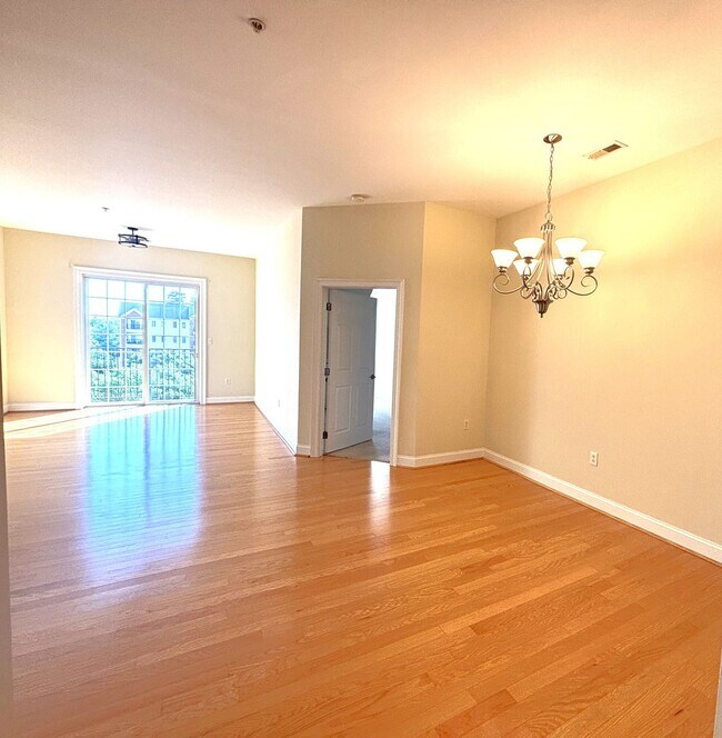 Foto del edificio - 2 bedroom/2 bathroom- Bennington on the Park
