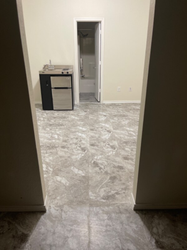 Building Photo - 5017 Borden Dr