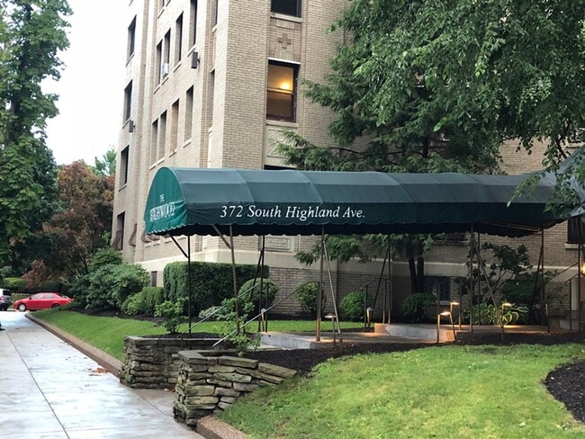 Spacious One Bedroom In Heart Of Shadyside - Spacious One Bedroom In Heart Of Shadyside House