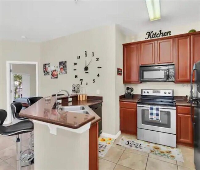 Building Photo - 2736 Oakwater Dr