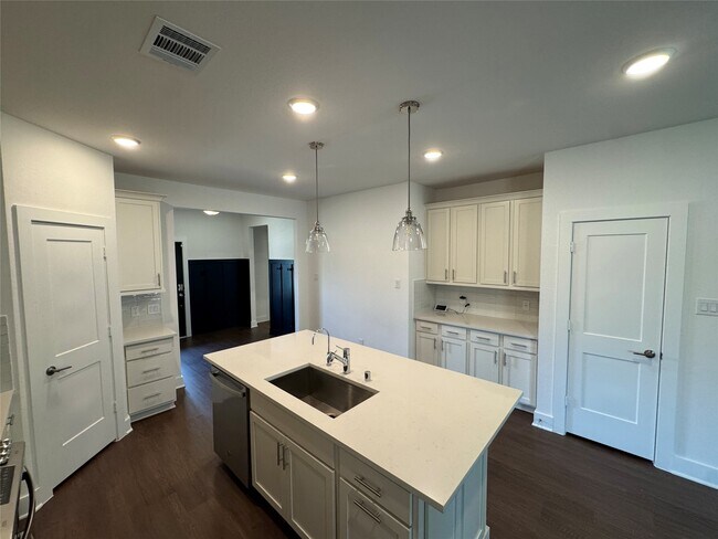 Building Photo - 1710 Serenity Moon Dr
