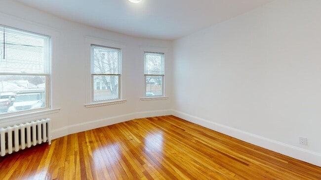 Building Photo - 58 Wilbur St