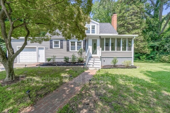 Photo - 6040 Airway Ln House