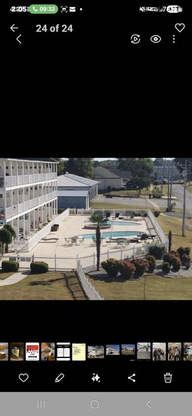 Building Photo - 5799 Bay Village Dr