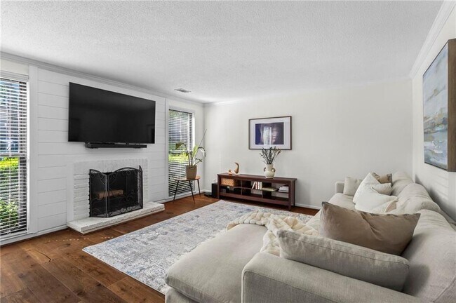 Foto del edificio - 1028 Riverbend Club Dr SE