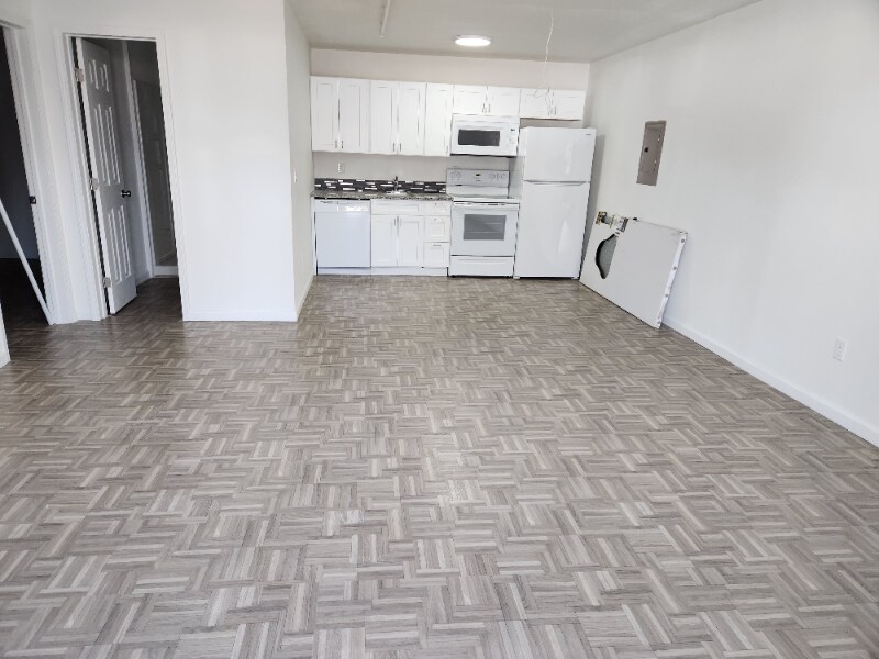 1120 Montana St Unit 18, Gooding, ID 83330 Room for Rent in Gooding, ID