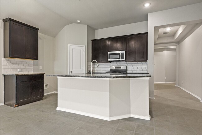 Foto del edificio - 8910 Hartford River Ln