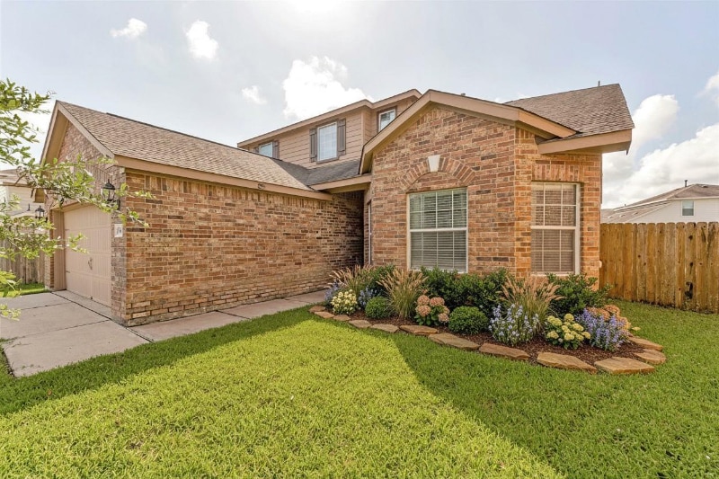Photo - 1025184659 A (Rosharon, TX)