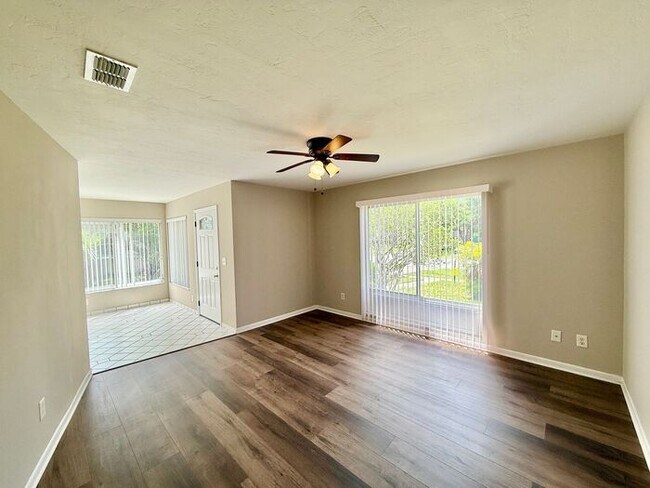 Foto del edificio - Cute 3/2 Home in Deltona!