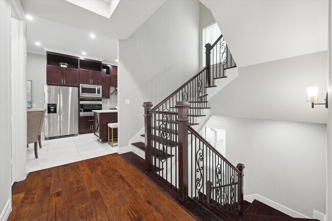 Foto del edificio - 1620 W 24th St