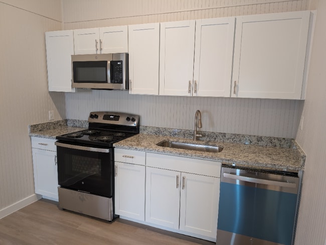 Building Photo - 1007 Bois D'Arc St