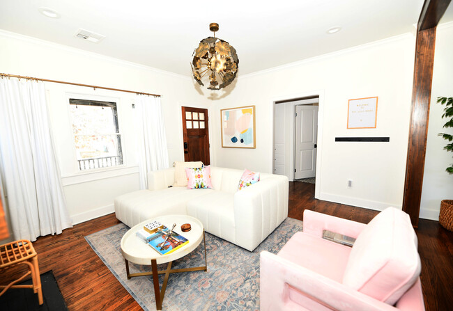 Foto del edificio - 324 NW 26th St