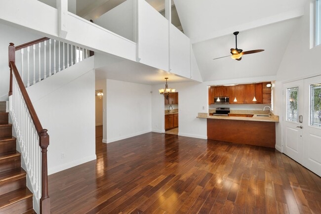 Foto del edificio - Kahala Home 5 bedroom 4 bath with Large Yard