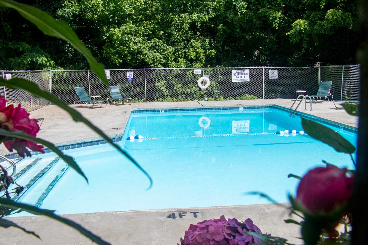 Primary Photo - Cedar Ridge Apartments