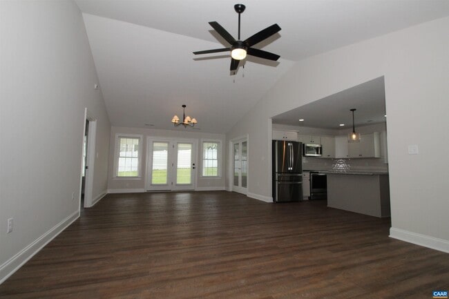 Building Photo - 173 Langley Dr