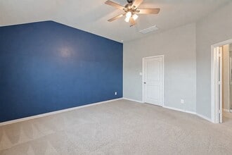 Building Photo - 3519 Fern Footpath Ln