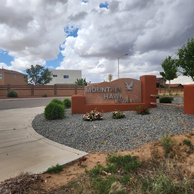 Building Photo - 4289 Crowned Eagle Loop NE