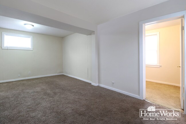 Foto del edificio - 314 W Battell St