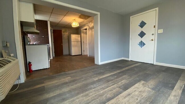 Building Photo - 1bedroom unit in Berrien Springs