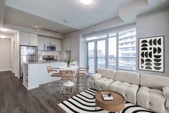 Building Photo - Skyrise Rentals