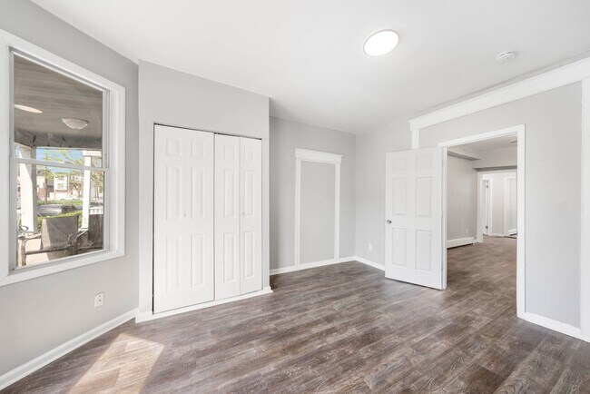 Building Photo - 105 Rose Ter