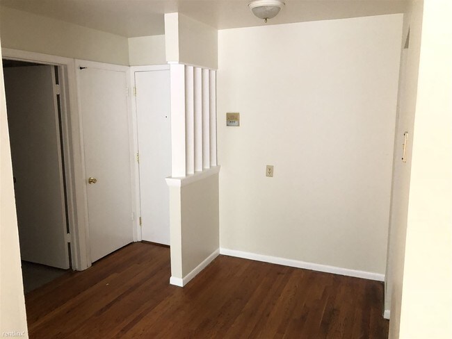 Foto del edificio - 2835 W Kilbourn Ave