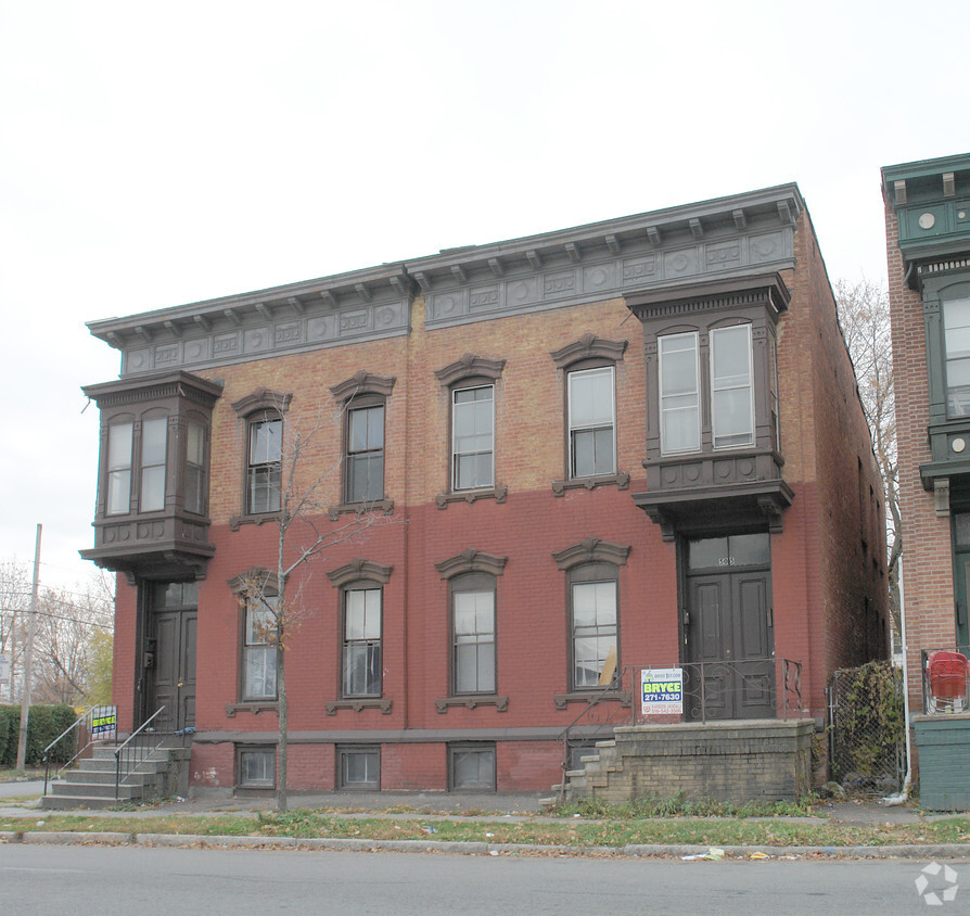 Building Photo - 503-505 Fifth Ave