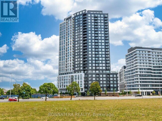 Photo du bâtiment - 2495 Eglinton Ave W