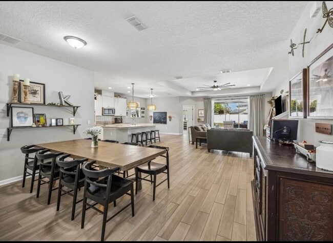 Foto del edificio - 86167 Amaryllis Court
