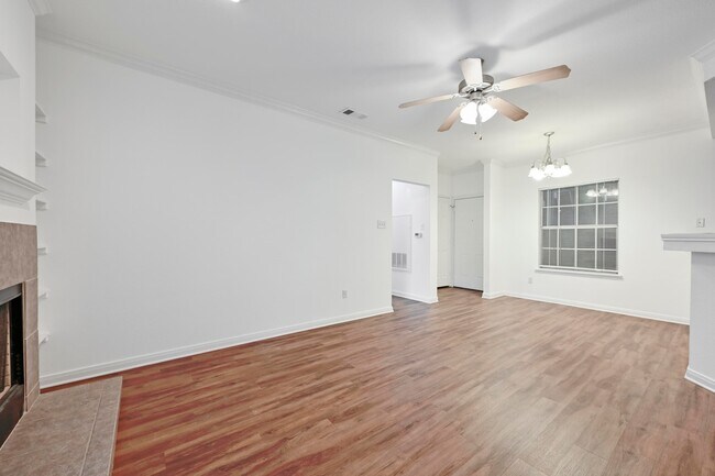 Building Photo - 3111 Tom Green St