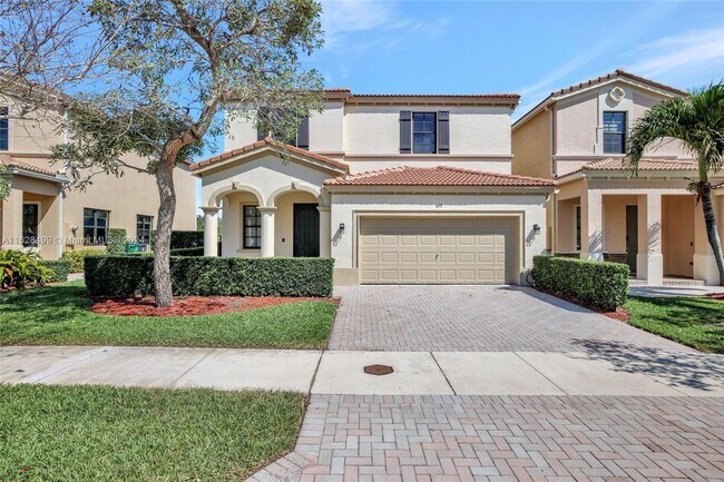 Building Photo - 655 NE 193rd Terrace