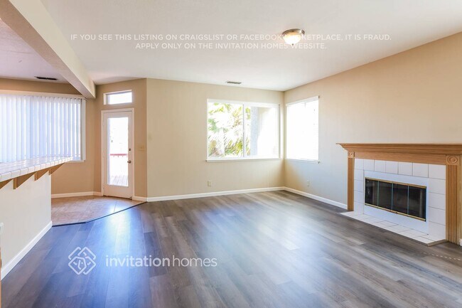 Foto del edificio - 337 Mayfield Cir