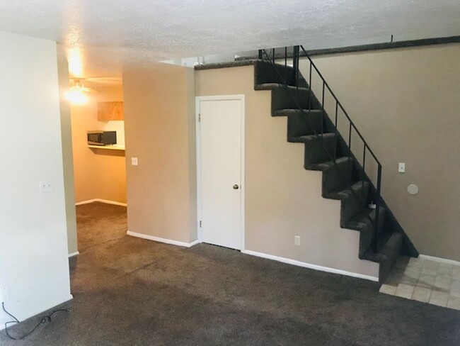 Foto del edificio - Beautiful Ogden Condo for Rent near Ogden ...