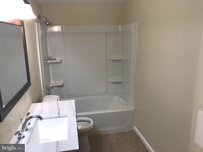 Building Photo - 3048 Eutaw Forest Dr