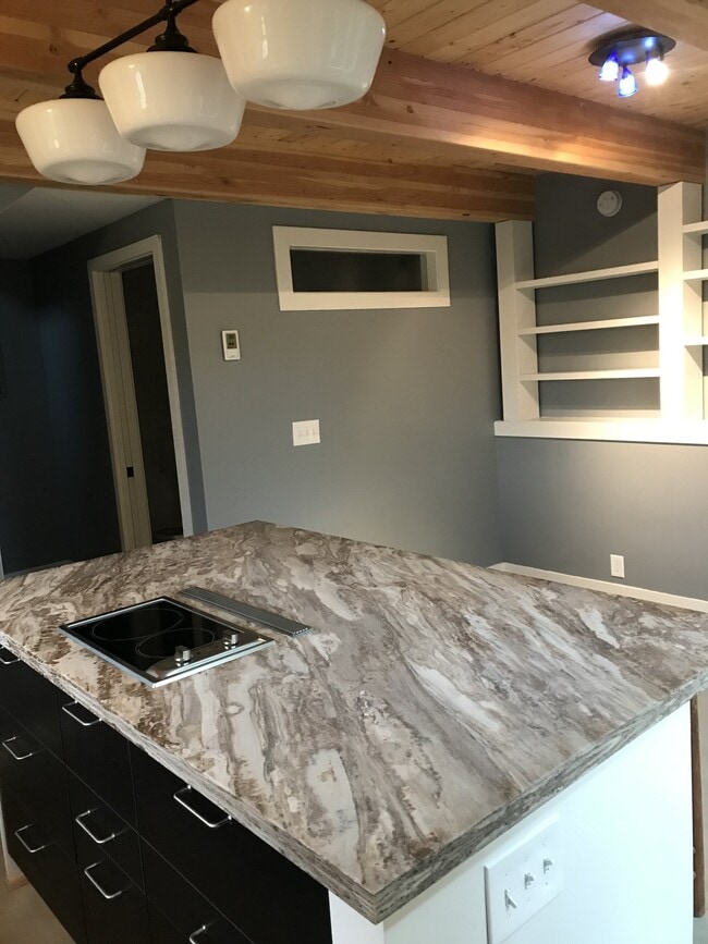 Photo - 1412 SE Carlton St House