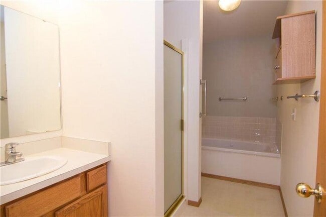 Building Photo - 2 bedroom in Billings MT 59105