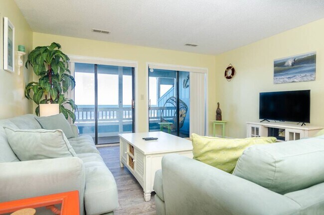 Foto del edificio - 1437 Fort Fisher Blvd S