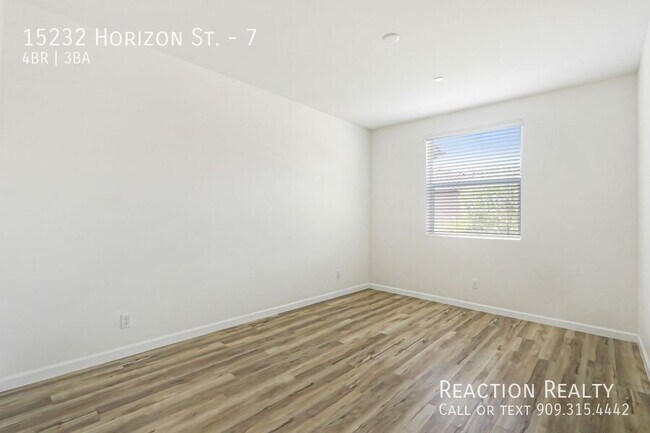 Foto del edificio - 15232 Horizon St