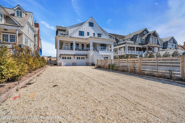 Building Photo - 1125 Ocean Ave