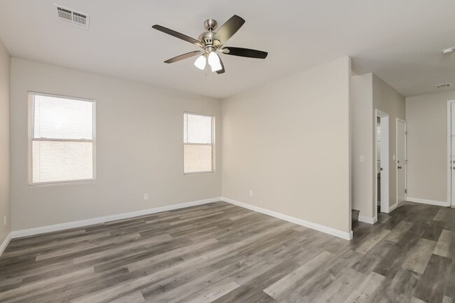 Building Photo - 5854 Lee Fairy Court