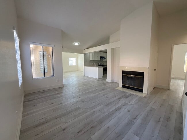 Building Photo - Single-family home 3 bedroom 2 bathroom located in the highly sought-after area of Chino Hills, CA.