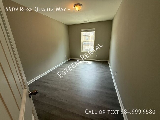 Building Photo - 4909 Rose Quartz Way