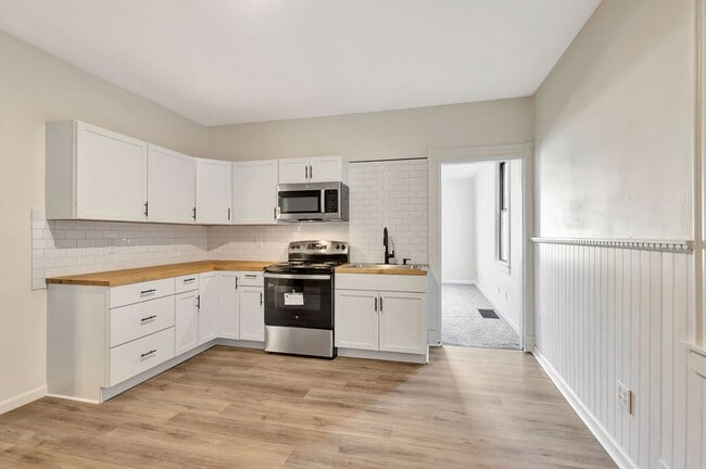 Photo - 1617 Westwood Ave Apartment